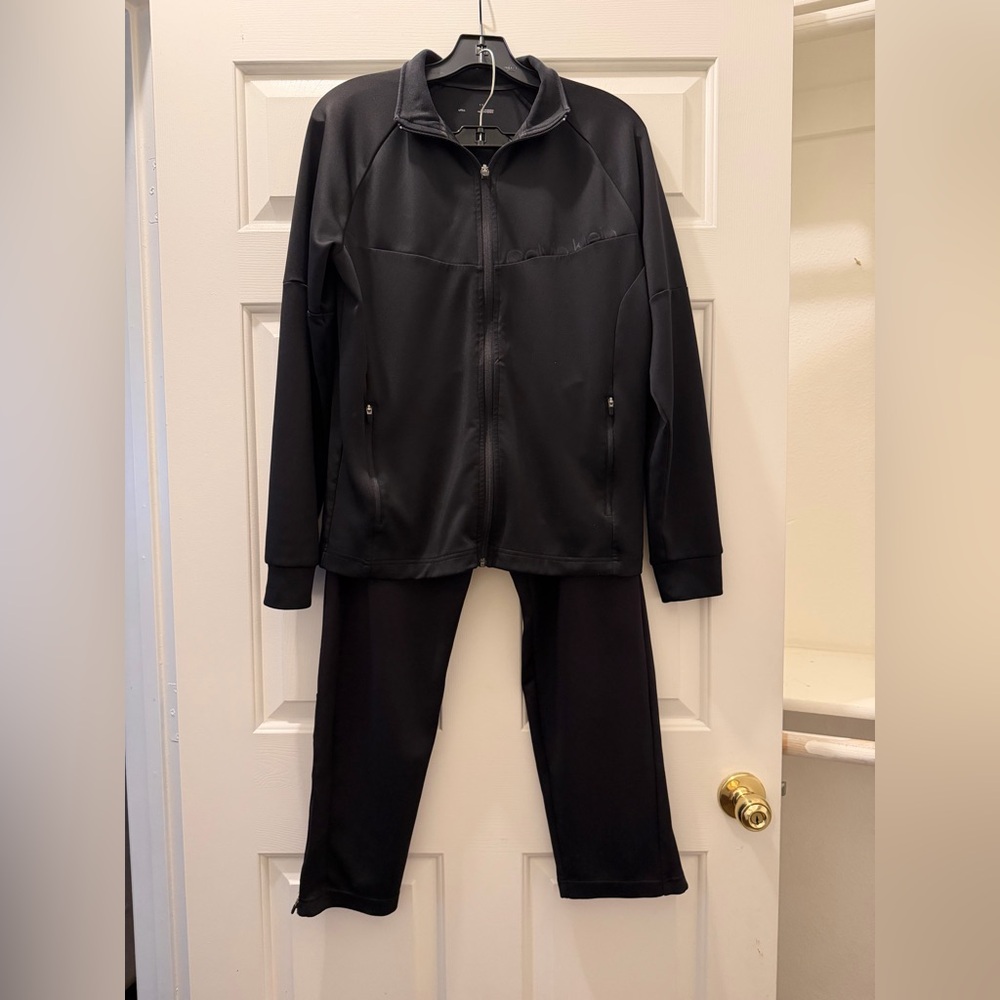 Calvin Klein Men's Black Performance Full-Zip Jacket and Jogger Set 2pc